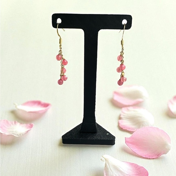 unbranded Jewelry - Pink Beaded Dangle Earrings with Natural Pink Stones and Gold-Tone Accents NEW